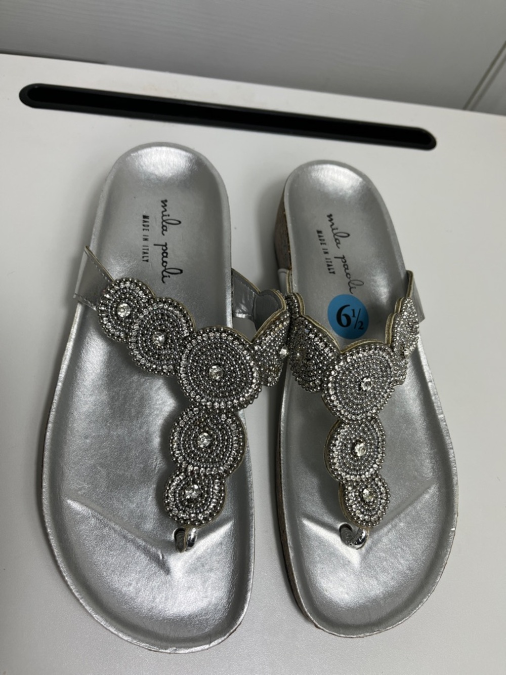 Mila Paoli Silver Beaded T-Strap Sandals 6.5 Made in Italy Rhinestone Thong